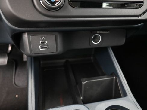 New 2025 Ford Maverick XL w/ Equipment Group 102A image 28