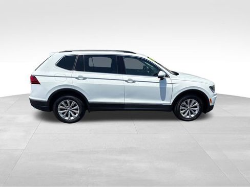 Used 2018 Volkswagen Tiguan SE AWD/4WD image 7