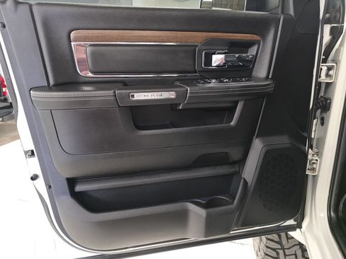 Used 2017 RAM 2500 Laramie w/ Off Road Package AWD/4WD image 18