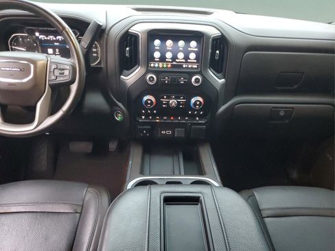 Used 2022 GMC Sierra 2500 Denali w/ Technology Package image 9