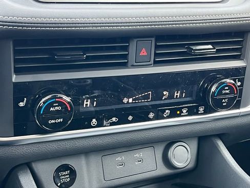 New 2026 Nissan Rogue SV image 23