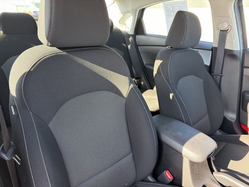 Used 2023 Kia Forte LXS w/ LXS Technology Package image 29