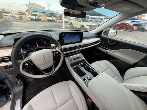 New 2026 Lincoln Aviator 2WD image 20