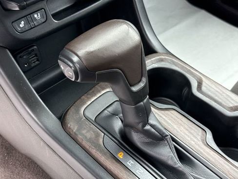 Used 2021 GMC Canyon Denali AWD/4WD image 16