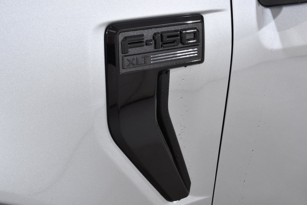 New 2026 Ford F150 XLT w/ XLT Black Appearance Package AWD/4WD image 21