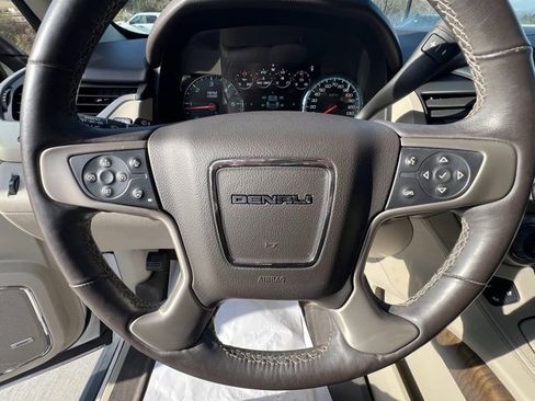Used 2018 GMC Yukon Denali w/ Denali Ultimate Package image 14