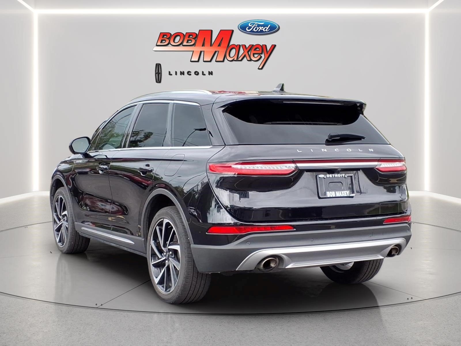 Used 2024 Lincoln Corsair Reserve w/ Equipment Group 201A AWD/4WD image 6