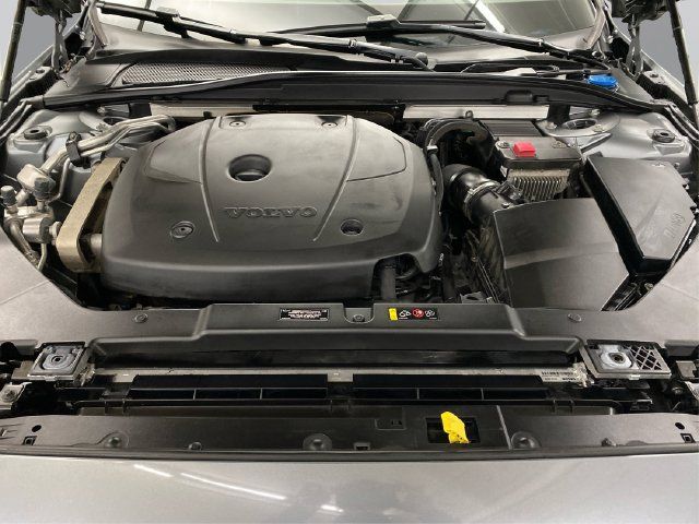 Used 2020 Volvo V60 T5 Cross Country w/ Protection Package Premier AWD/4WD image 13