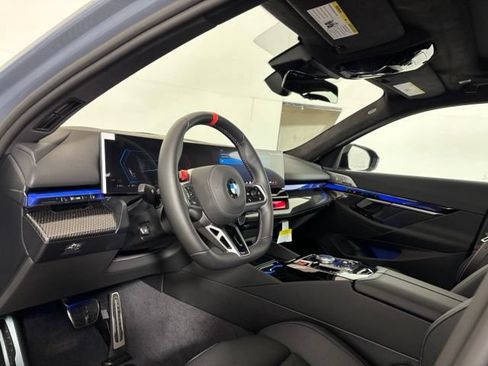 Used 2026 BMW M5 w/ Executive Package AWD/4WD image 9