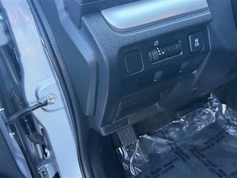Used 2016 Subaru Impreza 2.0i AWD/4WD image 26