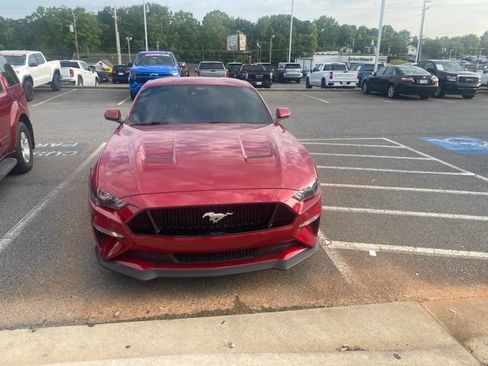 Used 2022 Ford Mustang GT Premium w/ GT Performance Package RWD image 2