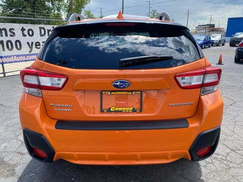Used 2019 Subaru Crosstrek 2.0i Premium w/ Popular Package #3 AWD/4WD image 3