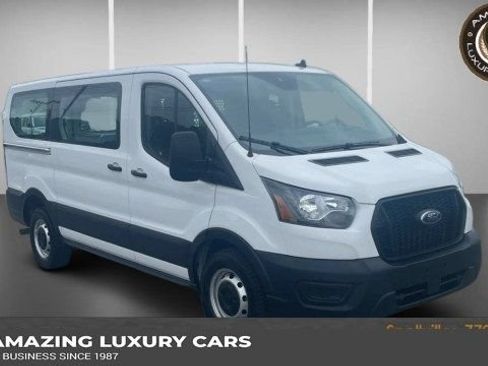 Used 2025 Ford Transit 150 Low Roof RWD image 1