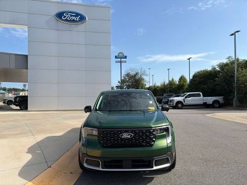 Used 2025 Ford Maverick Lariat AWD/4WD image 8
