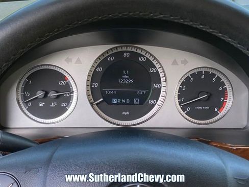 Used 2012 Mercedes-Benz GLK 350 4MATIC image 25