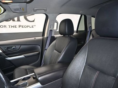 Used 2013 Ford Edge SEL FWD image 17