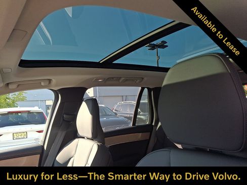 Certified 2026 Volvo XC90 B6 Plus w/ Protection Package Premier AWD/4WD image 15