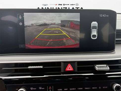 New 2025 Kia K5 LXS image 11