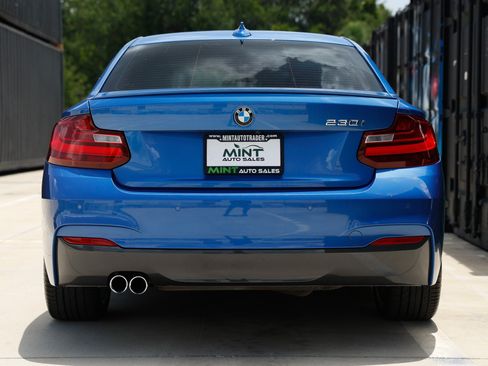 Used 2017 BMW 230i Coupe RWD image 11