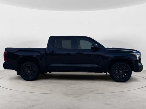 Used 2024 Toyota Tundra Platinum AWD/4WD image 4