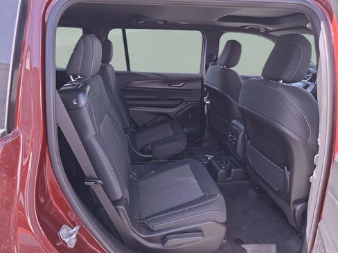 New 2025 Jeep Grand Cherokee L Laredo w/ Luxury Tech Group I RWD image 28