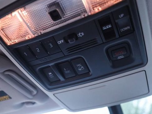 Used 2018 Toyota 4Runner Limited AWD/4WD image 42