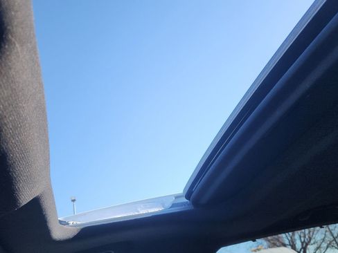 Used 2022 Toyota Highlander XSE image 26