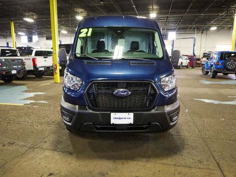 Used 2021 Ford Transit 250 Medium Roof image 2