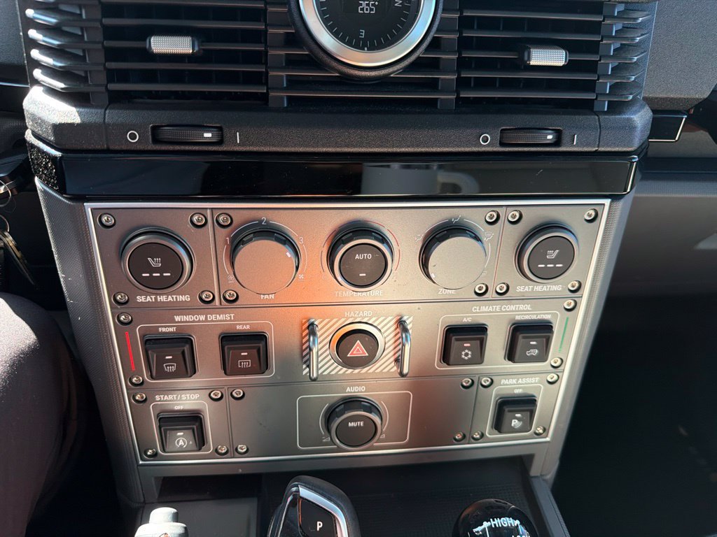 Used 2024 INEOS Grenadier Station Wagon AWD/4WD image 19