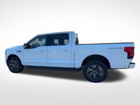 New 2025 Ford F150 Lightning Flash AWD/4WD image 6