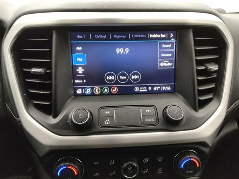 Used 2021 GMC Acadia SLT FWD image 25