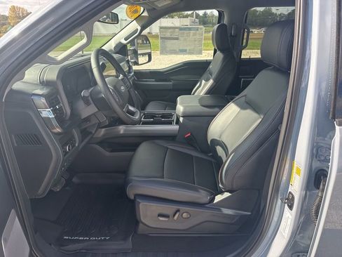 New 2026 Ford F350 Lariat w/ Black Appearance Package AWD/4WD image 23
