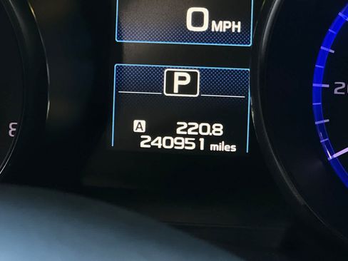 Used 2016 Subaru Outback 2.5i Premium AWD/4WD image 24