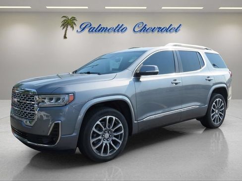 Used 2021 GMC Acadia Denali w/ Denali Technology Package FWD image 6