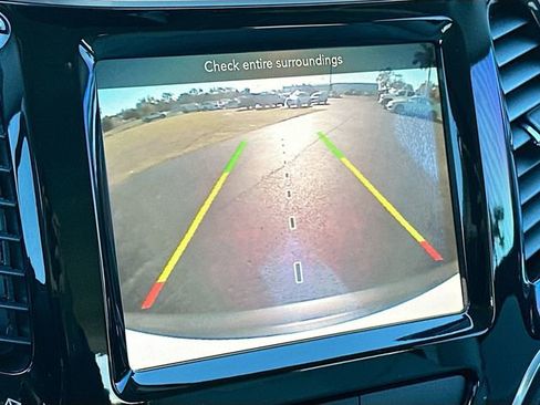 Used 2019 Jeep Cherokee Limited image 13