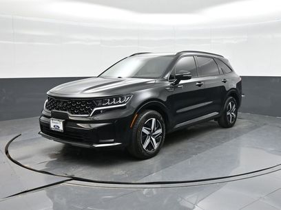 Used 2023 Kia Sorento S w/ Panoramic Sunroof Package