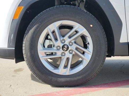 New 2026 Hyundai Tucson SE image 7