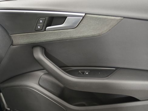 Used 2018 Audi A4 2.0T Ultra Premium w/ 18" Wheel Package image 9