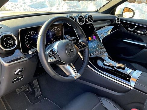 Used 2026 Mercedes-Benz GLC 300 4MATIC image 13