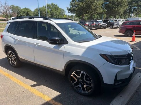 Used 2022 Honda Passport Elite image 3