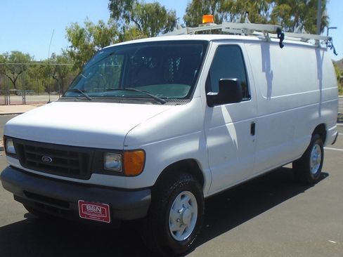 Used 2007 Ford E-250 and Econoline 250 RWD image 1