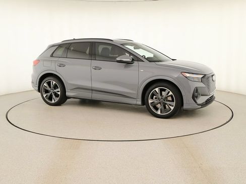 Certified 2024 Audi Q4 e-tron Premium Plus AWD/4WD image 9