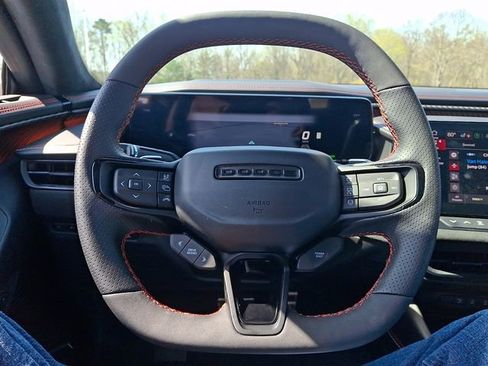 Used 2024 Dodge Charger Daytona Scat Pack w/ Plus Group AWD/4WD image 19