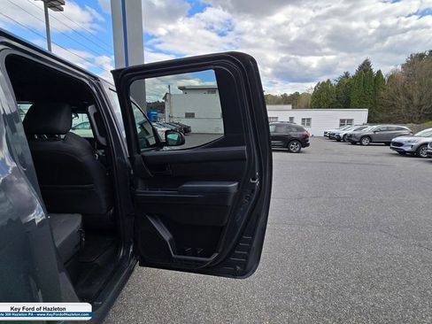 Used 2024 Toyota Tacoma SR RWD image 40
