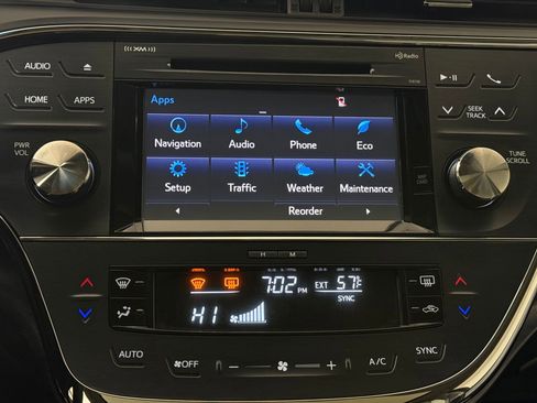 Used 2016 Toyota Avalon XLE Premium image 30