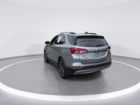 Used 2024 Chevrolet Equinox RS FWD image 9
