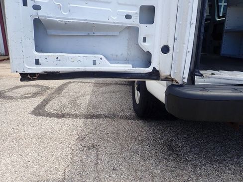 Used 2000 Chevrolet Express 3500 Extended RWD image 37