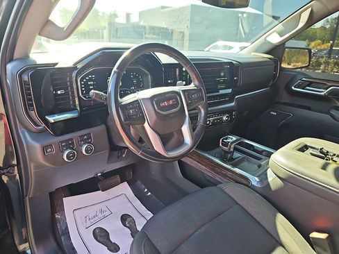 Used 2022 GMC Sierra 1500 Elevation w/ Preferred Package image 21