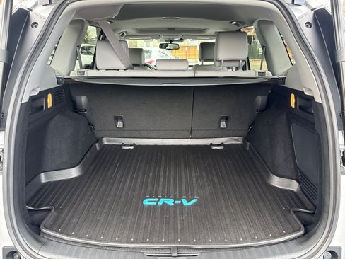 Used 2022 Honda CR-V Touring image 12