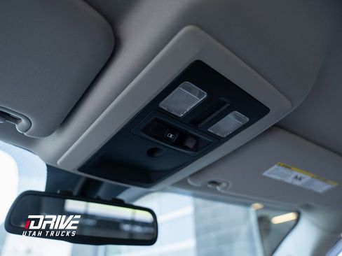 Used 2014 RAM 2500 SLT w/ Cold Weather Group image 36